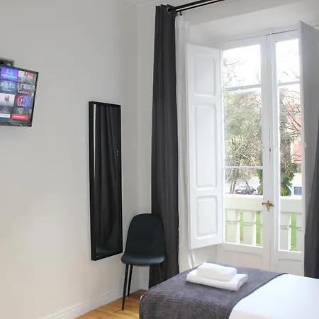 Insidehome Catedral- Privadas En El Centro Con Cocina Compartida Guest house *